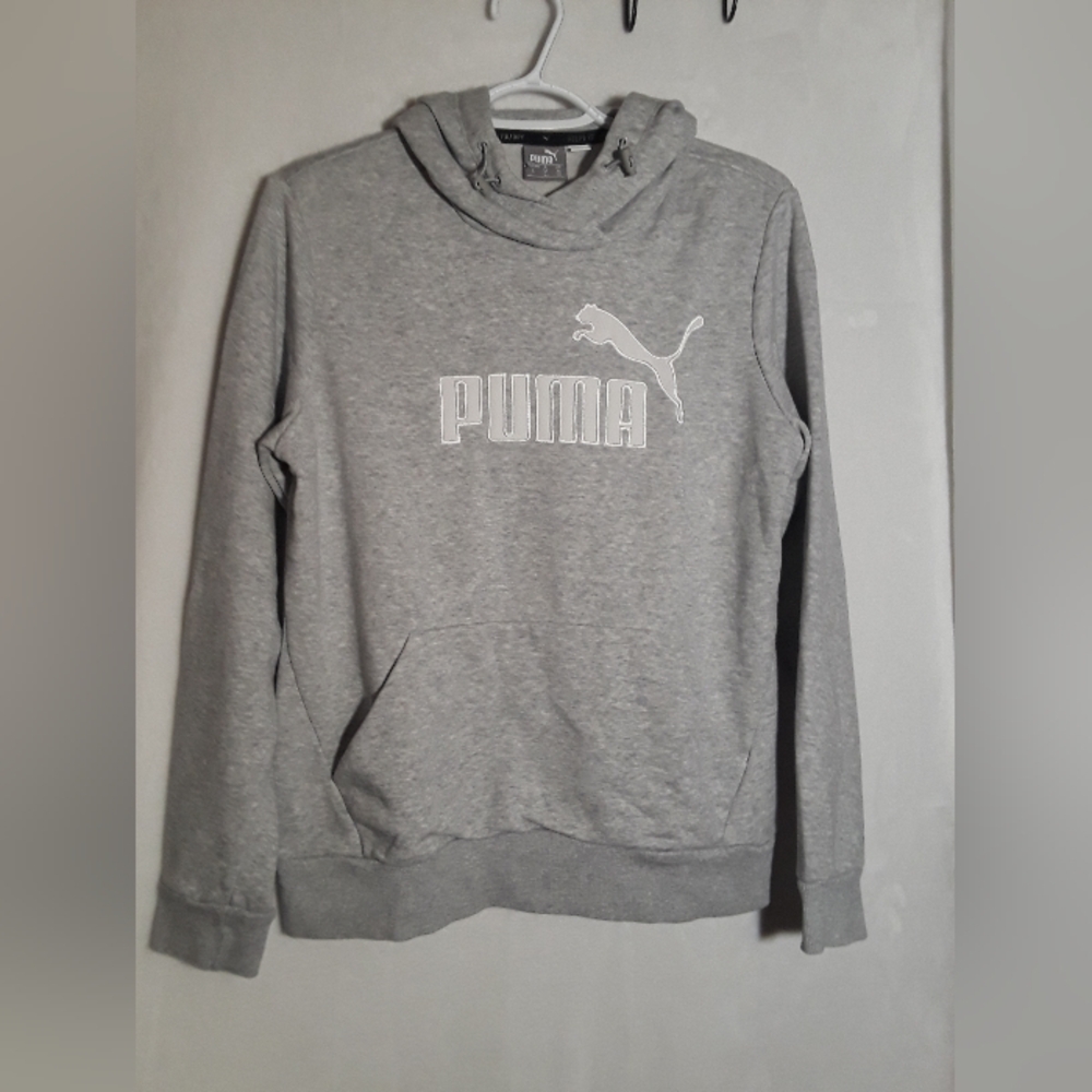 Puma Women's Gray Hoodie. Size: Large